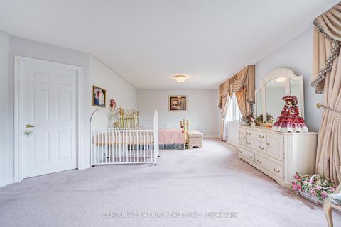 Photo 38 at 92 Springbrook Drive, Langstaff, Richmond Hill