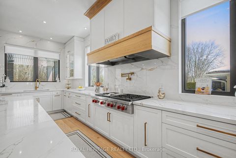 Photo 9 at 614 Roselawn Avenue, Northwood, Oshawa