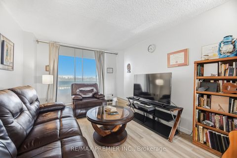 Photo 4 at 720 - 4645 Jane Street, Black Creek, Toronto