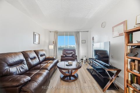 Photo 5 at 720 - 4645 Jane Street, Black Creek, Toronto