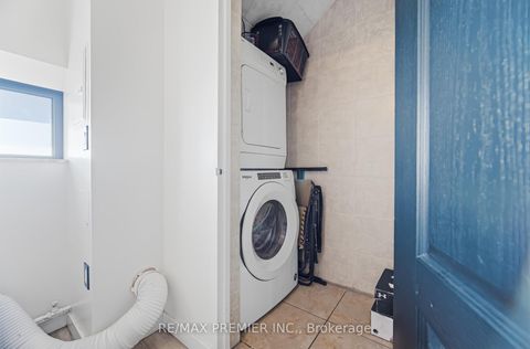 Photo 13 at 720 - 4645 Jane Street, Black Creek, Toronto