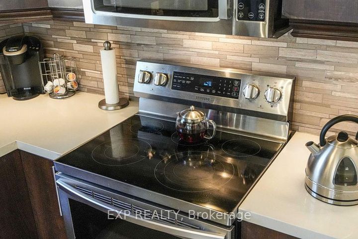 Photo 15 at 141 Angus Drive, Don Valley Village, Toronto