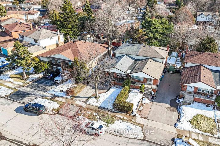 Photo 42 at 141 Angus Drive, Don Valley Village, Toronto