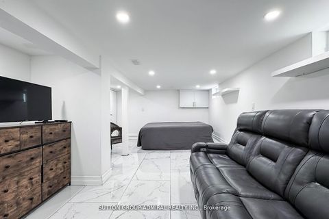 Photo 35 at 14 Spears Street, Smythe, Toronto