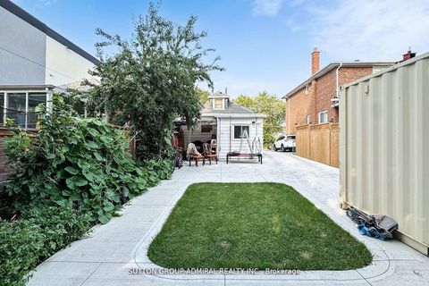 Photo 43 at 14 Spears Street, Smythe, Toronto