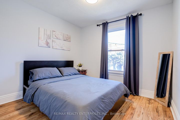 Photo 13 at 20 Sherman Avenue S, Gibson, Hamilton