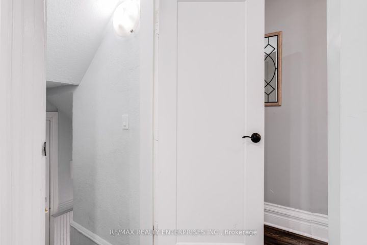 Photo 33 at 20 Sherman Avenue S, Gibson, Hamilton