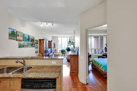 Photo 4 at 407 - 481 Rosewell Avenue, Lawrence Park South, Toronto