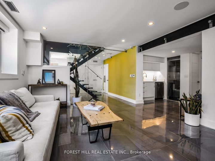 Photo 21 at 16 Viamede Crescent, Bayview Village, Toronto