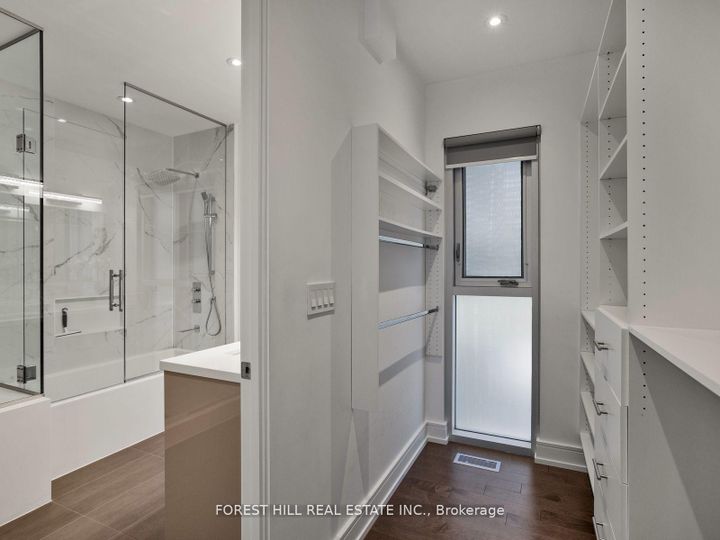 Photo 33 at 16 Viamede Crescent, Bayview Village, Toronto