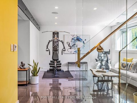 Photo 22 at 16 Viamede Crescent, Bayview Village, Toronto