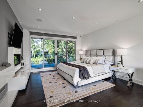 Photo 39 at 16 Viamede Crescent, Bayview Village, Toronto