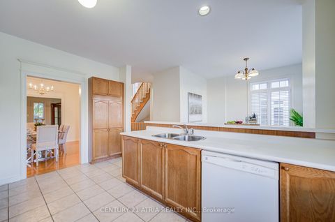 Photo 21 at 108 - 190 Harding Boulevard W, North Richvale, Richmond Hill