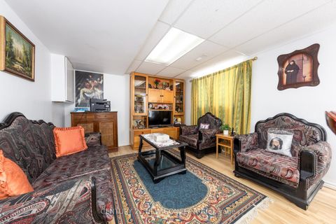 Photo 45 at 40 Farmview Crescent, Henry Farm, Toronto