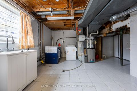 Photo 48 at 40 Farmview Crescent, Henry Farm, Toronto