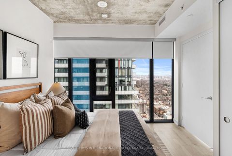 Photo 15 at 3509 - 161 Roehampton Avenue, Mount Pleasant West, Toronto