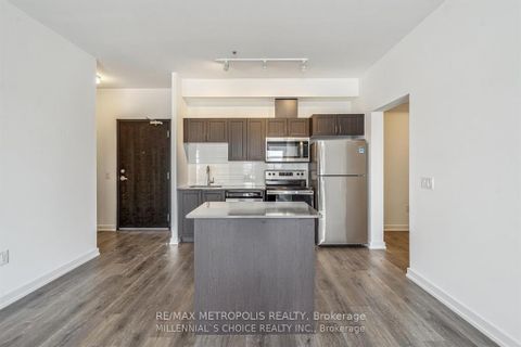 Photo 3 at 422 - 430 Essa Road, Holly, Barrie