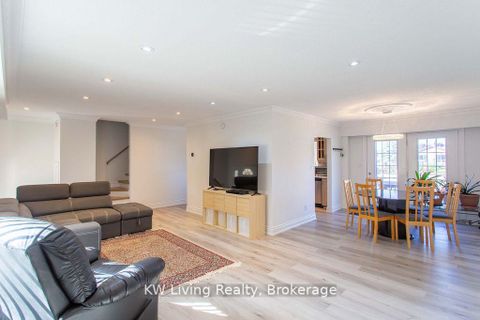 Photo 13 at 702 Lake Drive S, Keswick South, Georgina