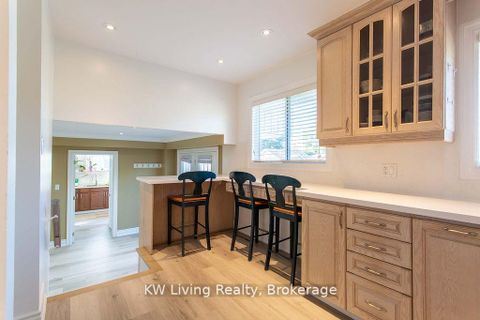 Photo 19 at 702 Lake Drive S, Keswick South, Georgina
