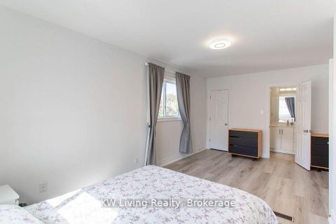 Photo 28 at 702 Lake Drive S, Keswick South, Georgina