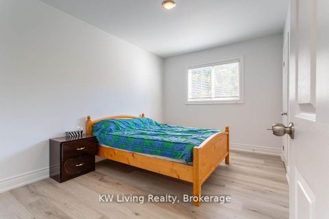 Photo 30 at 702 Lake Drive S, Keswick South, Georgina