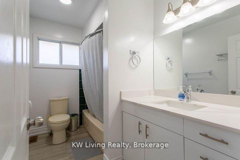 Photo 37 at 702 Lake Drive S, Keswick South, Georgina