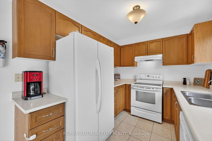 Photo 4 at 83 Beare Trail, Woodland Hill, Newmarket