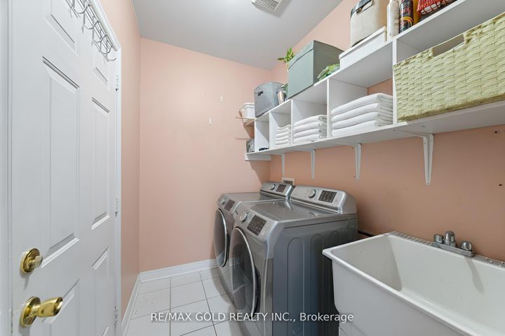 Photo 22 at 88 Octillo Boulevard, Wellington, Brampton