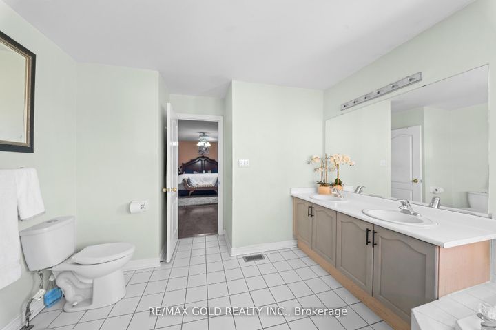 Photo 32 at 88 Octillo Boulevard, Wellington, Brampton