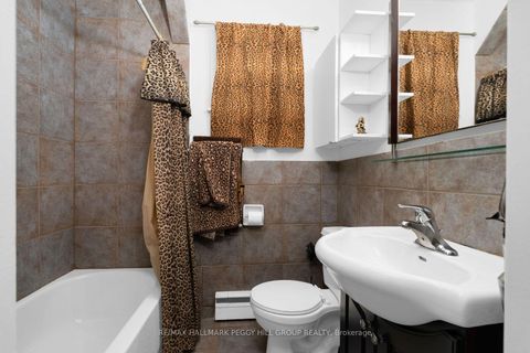 Photo 9 at 68 Beresford Avenue, Swansea, Toronto