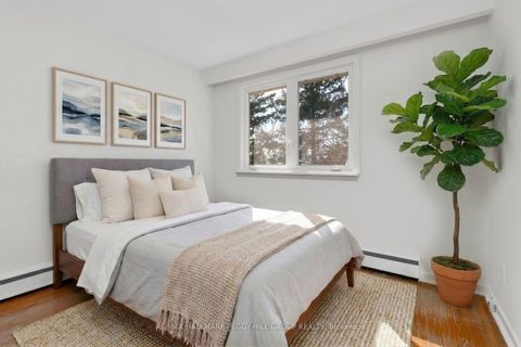 Photo 15 at 68 Beresford Avenue, Swansea, Toronto