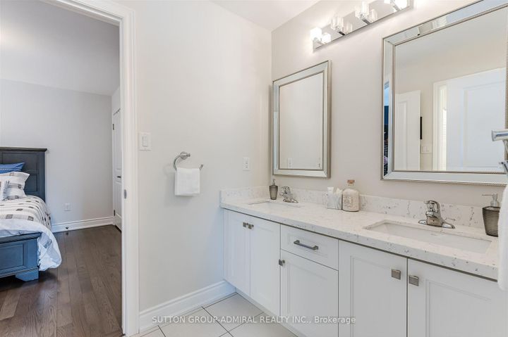 Photo 29 at 15 Stormont Trail, Vellore Village, Vaughan