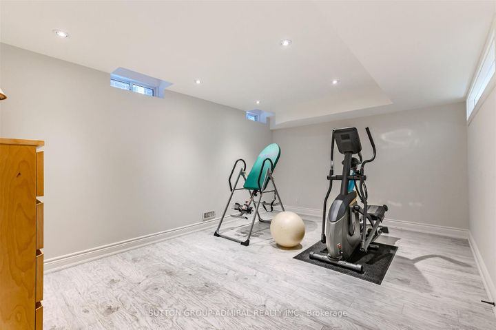 Photo 35 at 15 Stormont Trail, Vellore Village, Vaughan