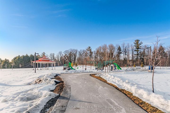 Photo 41 at 15 Stormont Trail, Vellore Village, Vaughan