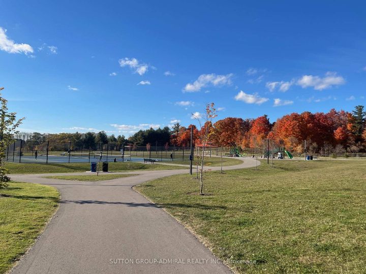 Photo 44 at 15 Stormont Trail, Vellore Village, Vaughan