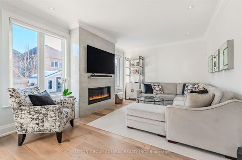 Photo 17 at 15 Stormont Trail, Vellore Village, Vaughan