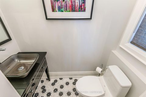 Photo 21 at 15 Stormont Trail, Vellore Village, Vaughan