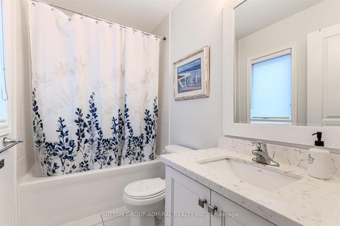 Photo 27 at 15 Stormont Trail, Vellore Village, Vaughan