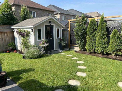 Photo 39 at 15 Stormont Trail, Vellore Village, Vaughan