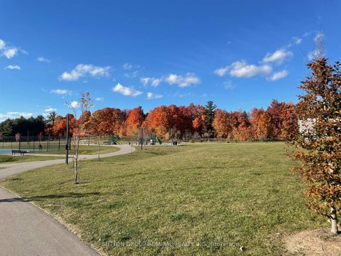 Photo 43 at 15 Stormont Trail, Vellore Village, Vaughan