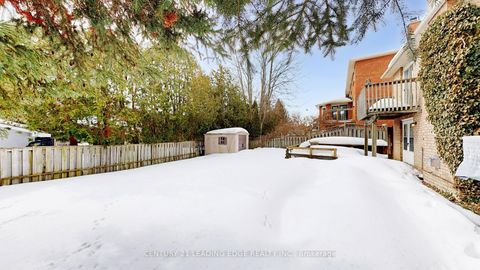 Photo 47 at 9 COATES Crescent, Oak Ridges Lake Wilcox, Richmond Hill