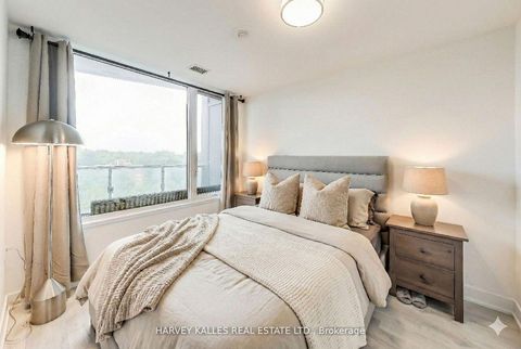 Photo 4 at 515 - 585 Bloor Street E, North St. James Town, Toronto