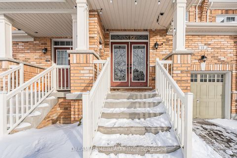 Photo 2 at 11 Homer Crescent, Rural Aurora, Aurora