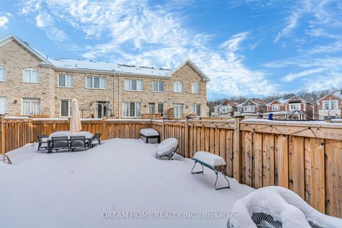 Photo 18 at 11 Homer Crescent, Rural Aurora, Aurora