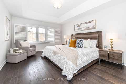 Photo 19 at 11 Homer Crescent, Rural Aurora, Aurora