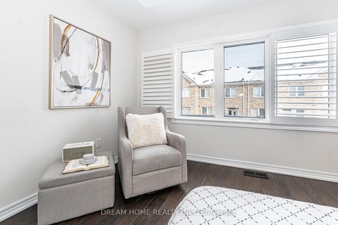 Photo 22 at 11 Homer Crescent, Rural Aurora, Aurora