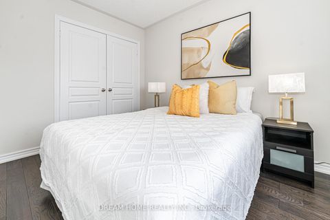 Photo 26 at 11 Homer Crescent, Rural Aurora, Aurora