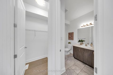 Photo 6 at 48 Barnyard Trail, Rural Barrie Southeast, Barrie