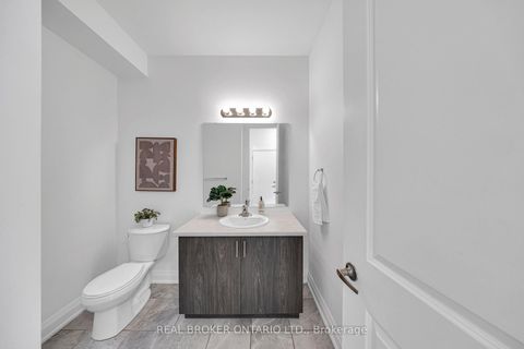 Photo 7 at 48 Barnyard Trail, Rural Barrie Southeast, Barrie