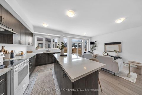 Photo 17 at 48 Barnyard Trail, Rural Barrie Southeast, Barrie